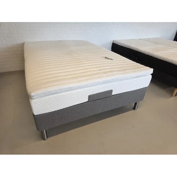 Elevationsseng 140x200 - Lys gr�.